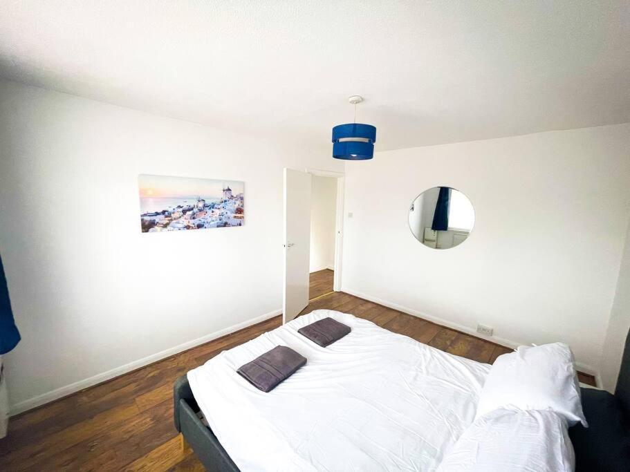 Holiday home House In Near Windsor & Heathrow